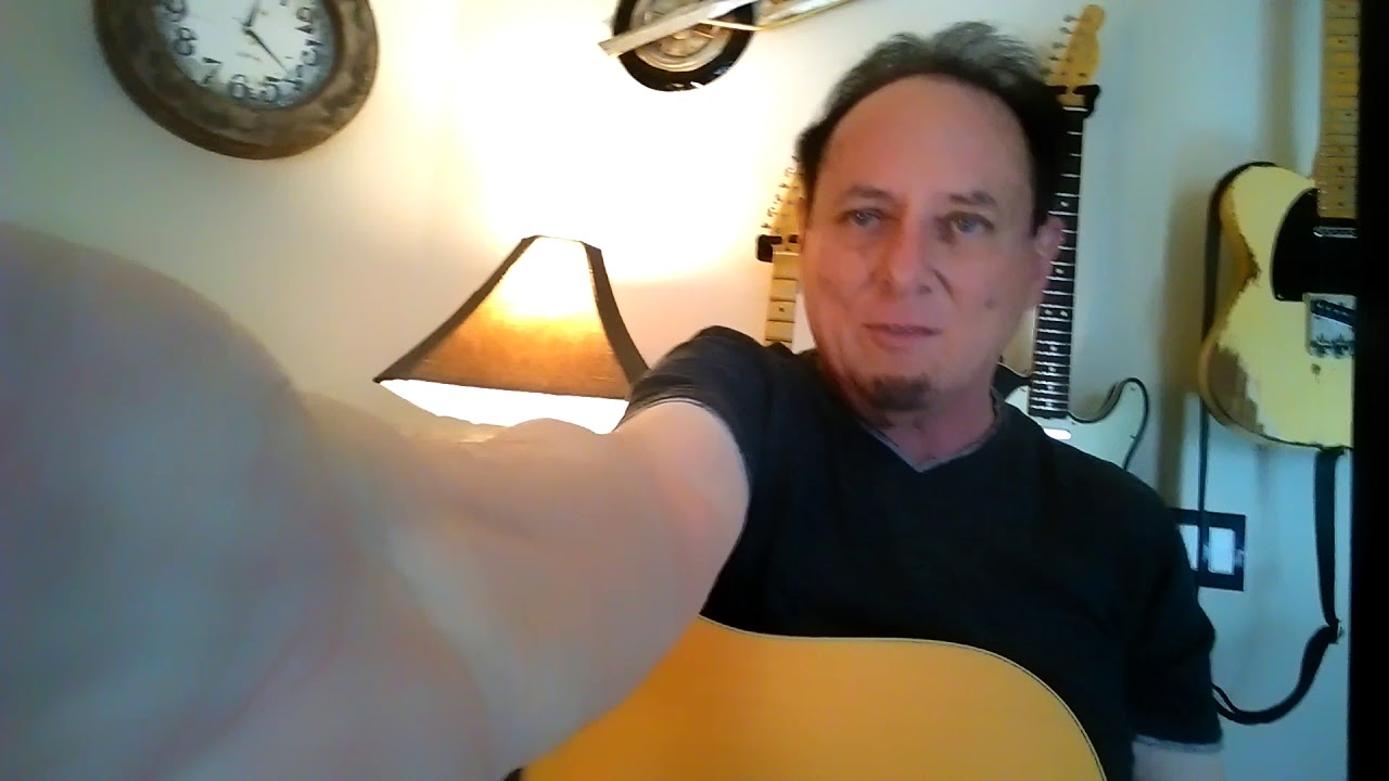 Cutaway versus Non-Cutaway - Martin D-18's (and HDC-28 Cutaway)