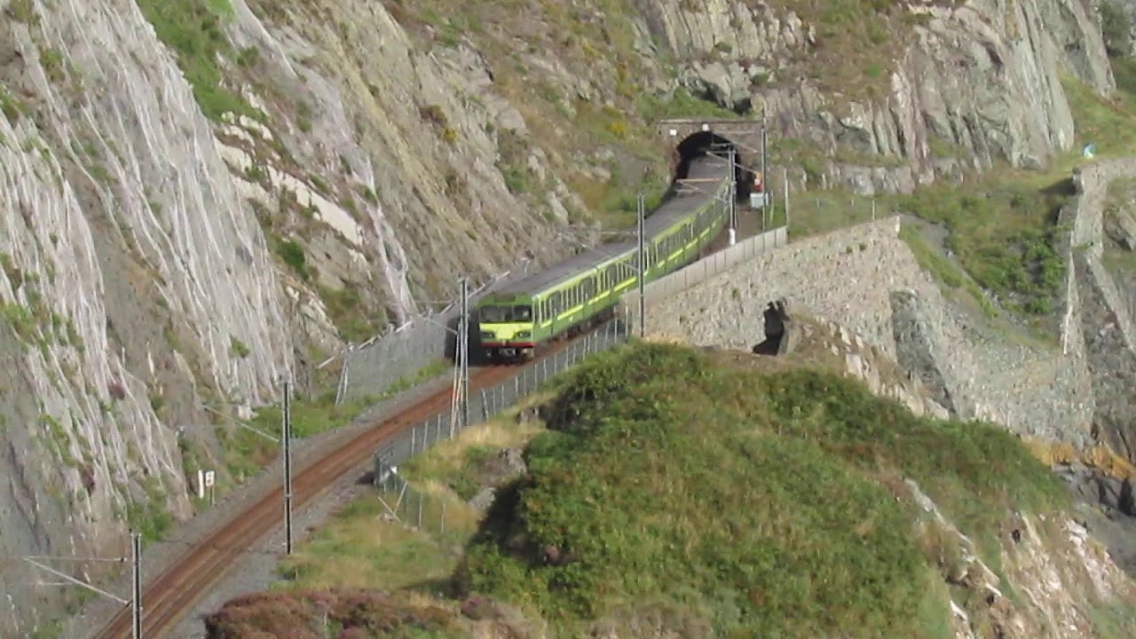 BRAY CLIFFWALK IN COUNTY WICKLOW OF IRELAND- 2