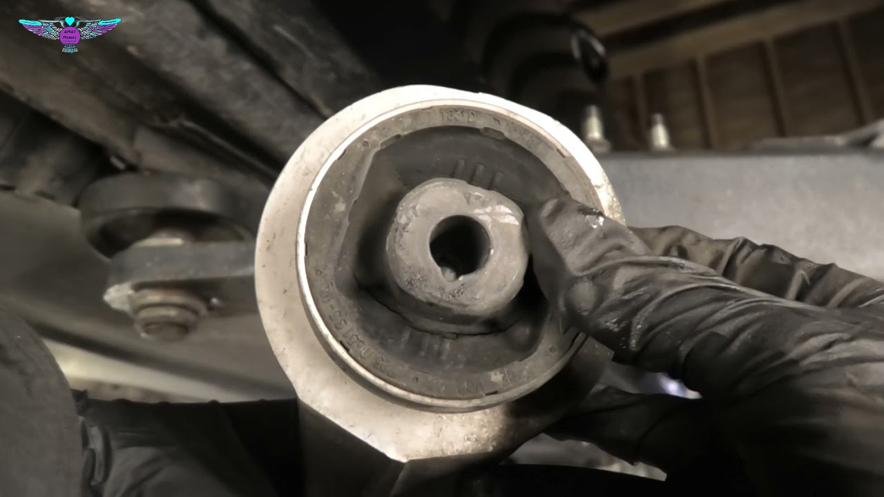 Audi A4 Avant s-line front curved lower suspension control arm replacement #audi #sline