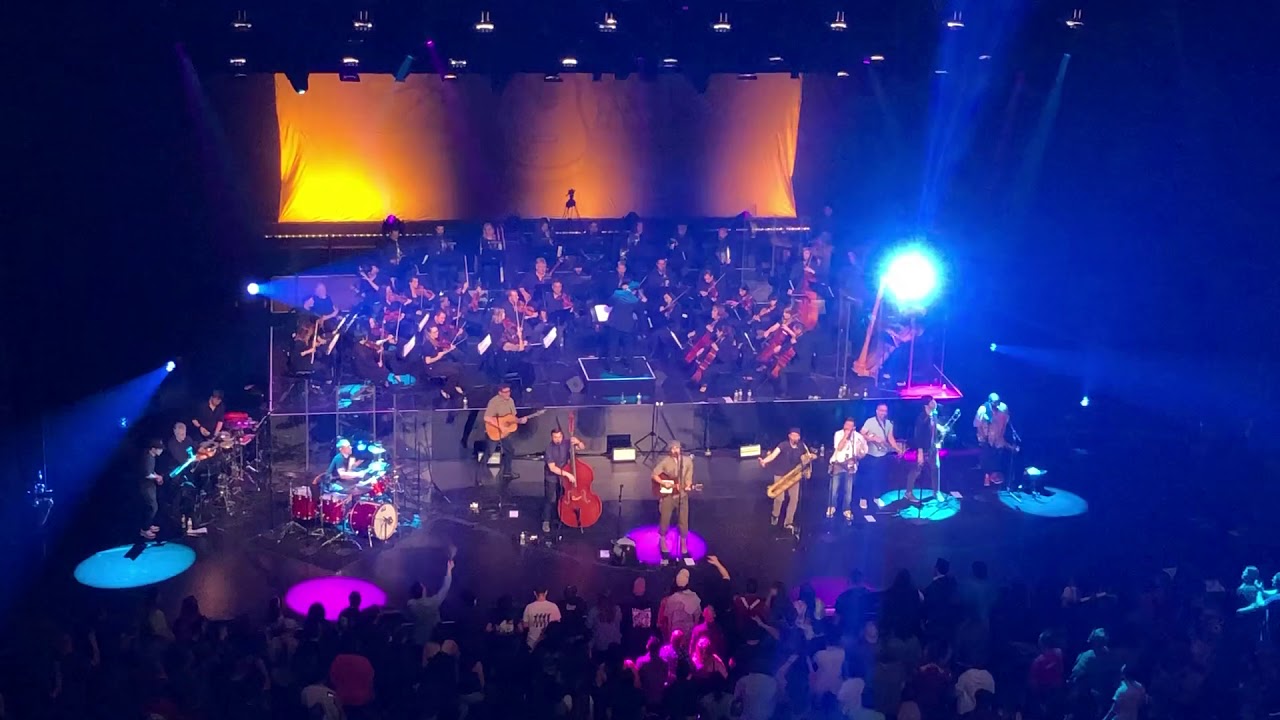 Bandits of the Acoustic Revolution/Streetlight Manifesto live 