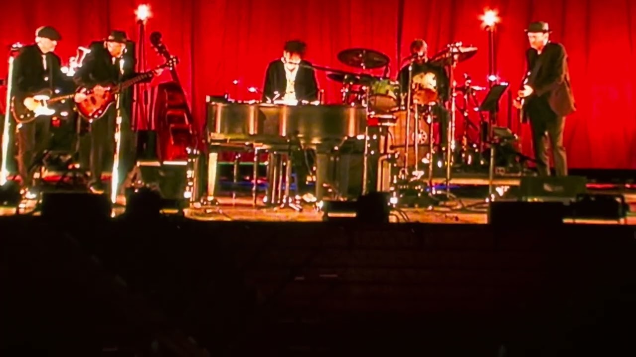 It Ain’t Me Babe - Bob Dylan - Hollywood Casino Amphitheater 