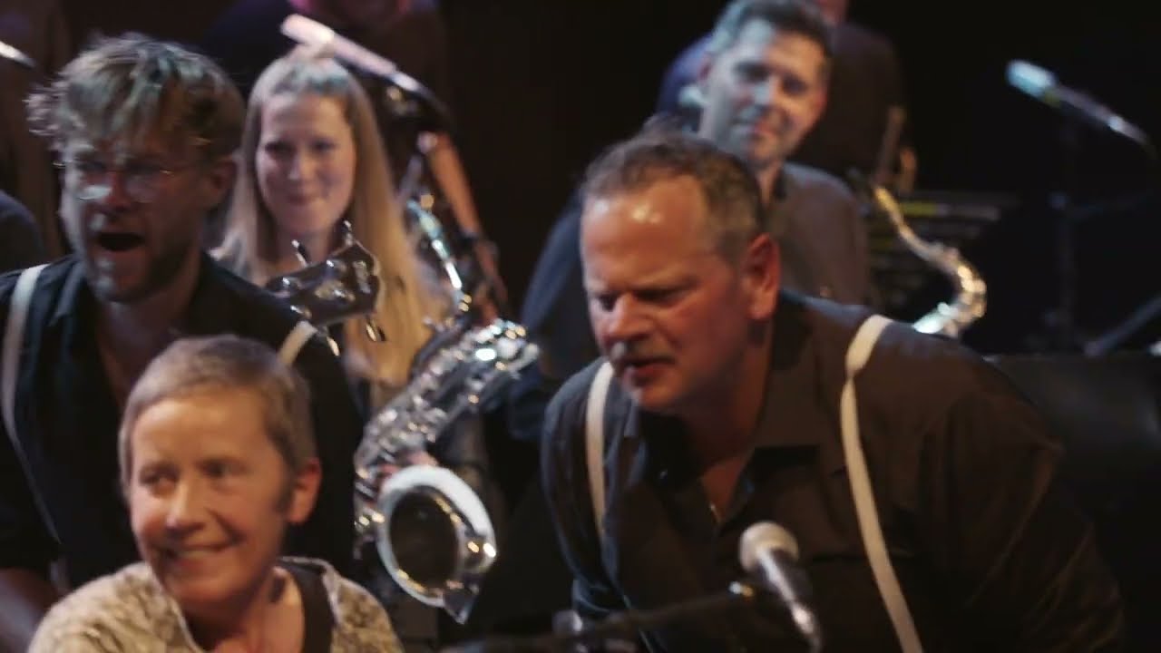 5/8erl in Ehr'n & Jazzorchester Vorarlberg - Schwochstö (Live)