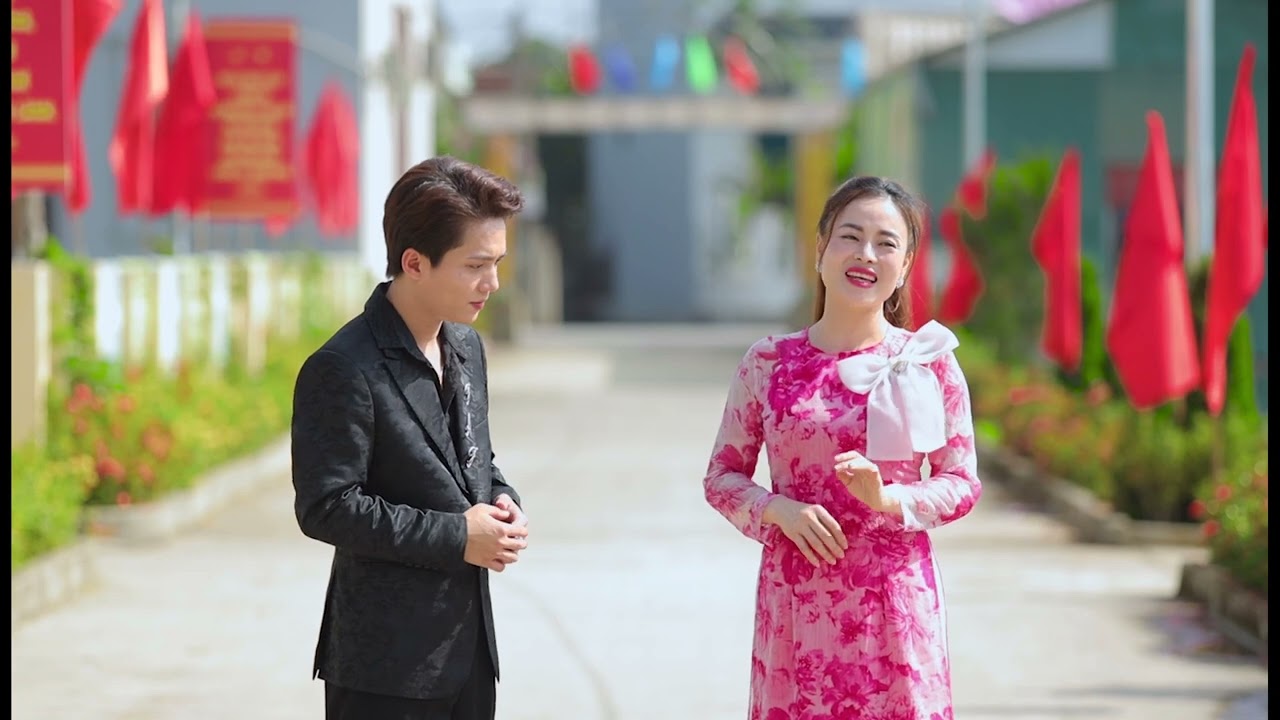 TRIỆU SƠN QUÊ MÌNH ĐẸP SAO - Quỳnh Trang & Trần Anh Tiến