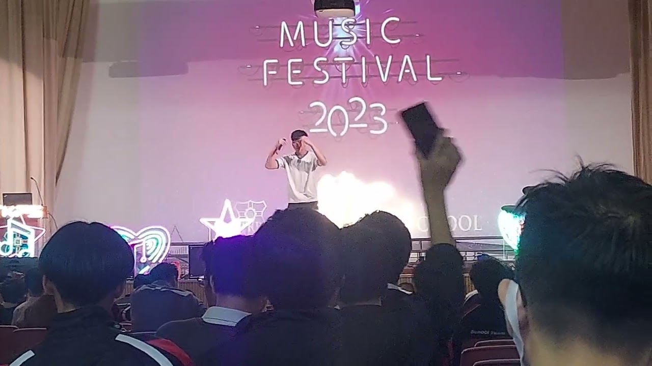 李俊興 《與我常在》 / 鄧鏡波學校 2023-2024年度音樂節 流行歌曲獨唱及合唱比賽 決賽