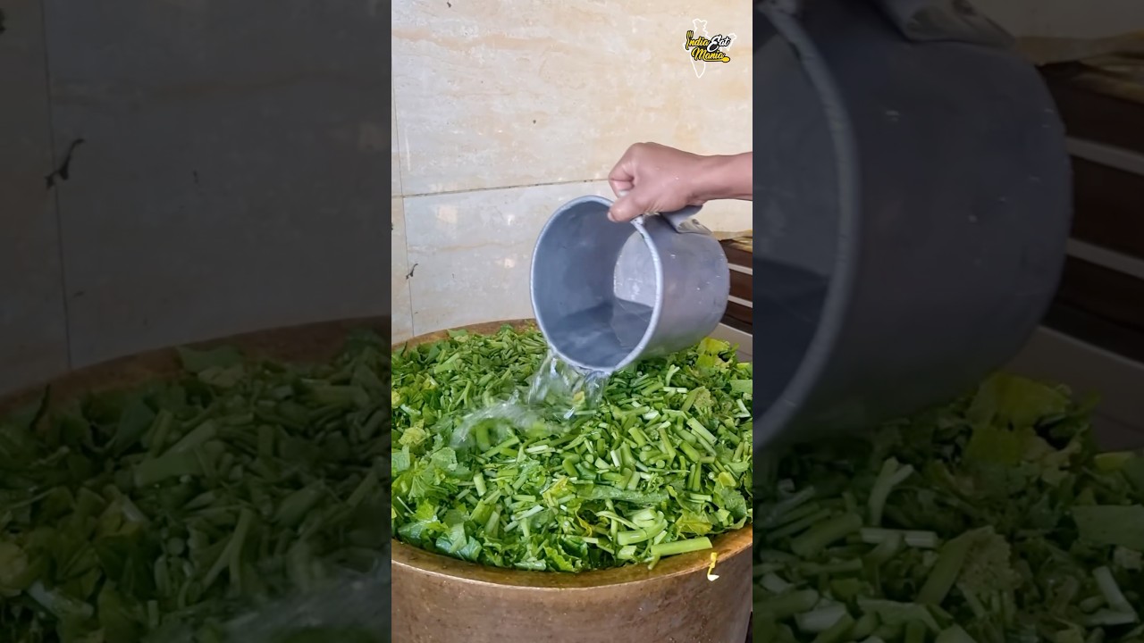 Punjabi Dhaba Style Sarson Da Saag Full Making Process #amritsar #shorts