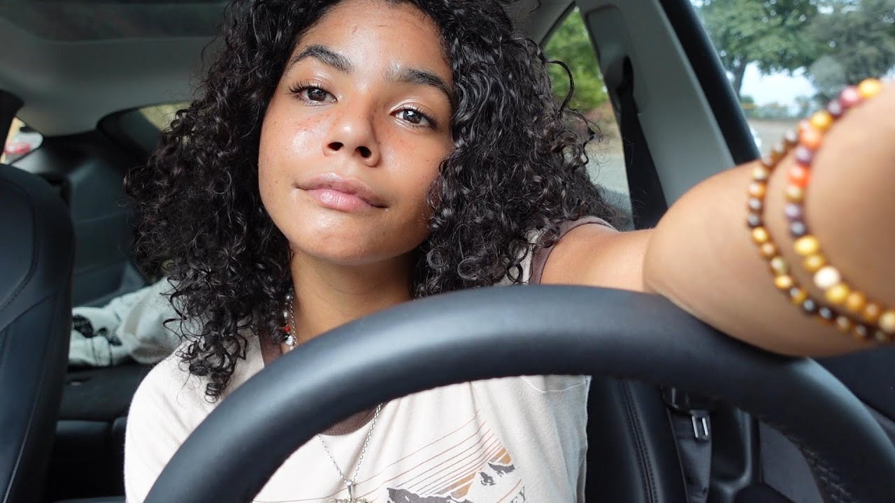 Vlog | Hiking, spoiled dogs, running errands, seafood boils, & pretty views.