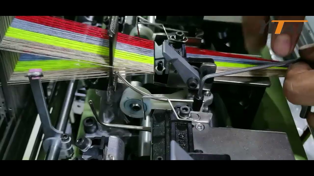 Yitai needle loom introduction 7, how to adjust weft needle and latch needle#yitai#machine#training