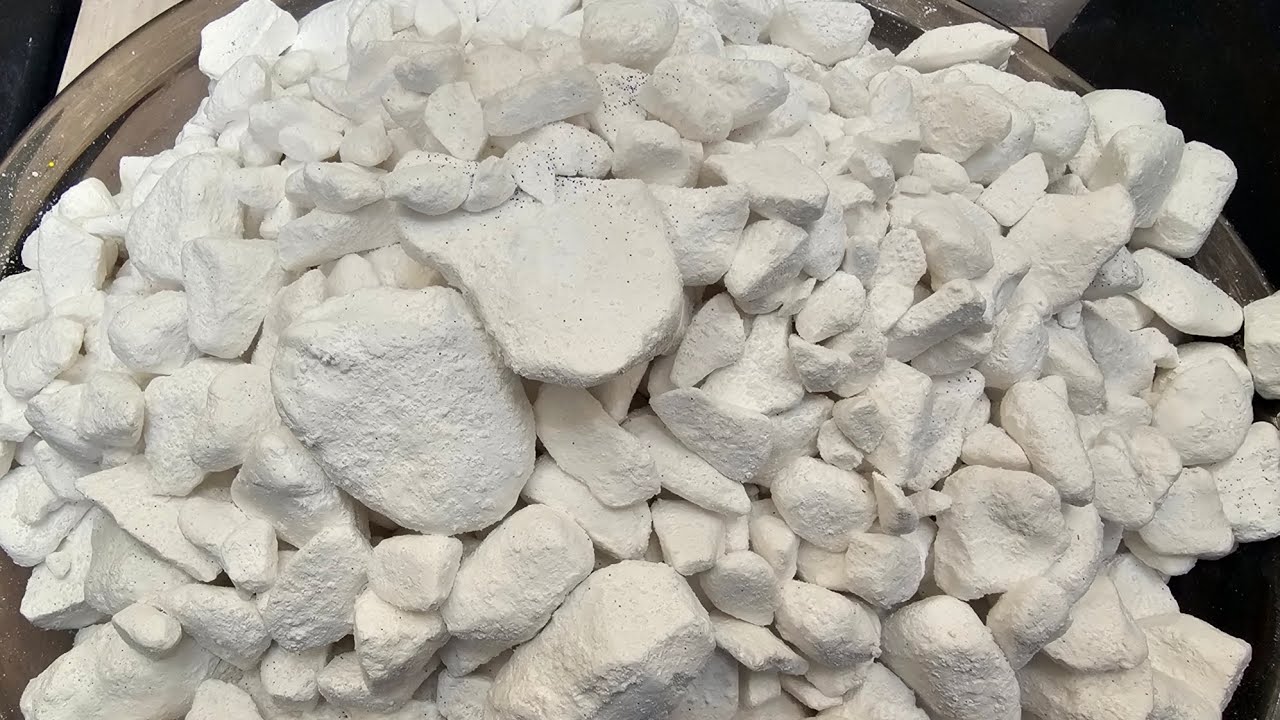 Gymchalk Chunks Crush ASMR Satisfying Relaxing 😌 Sleepaid 