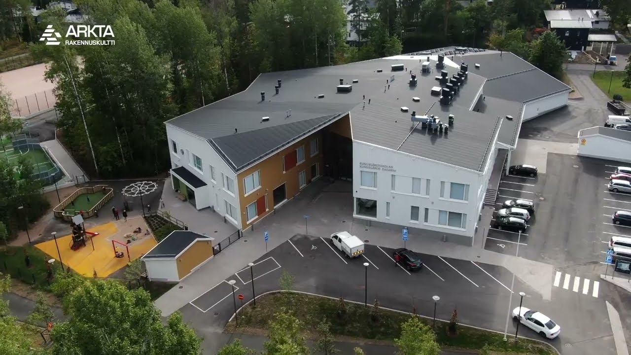 Kungsgårdsskolan, Espoo – Arkta rakensi ekologisen ja monikäyttöisen koulu- ja päiväkotirakennuksen