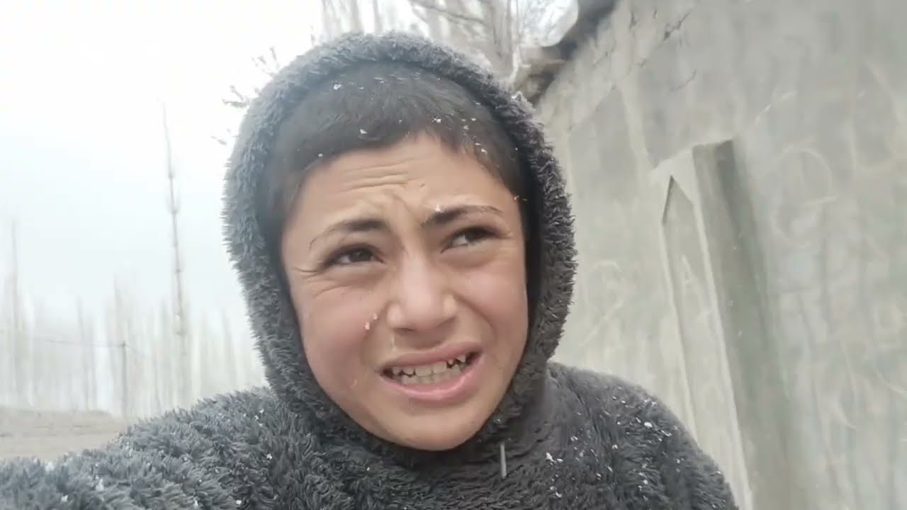 Fist vlog|snow fall in skardu 🥶|-9° 🌨️❄️🥶☃️