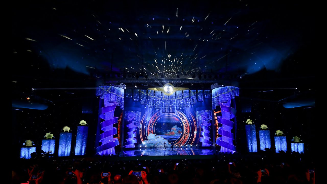 Transparent Ice Screen at opening ceremony of SCO festival