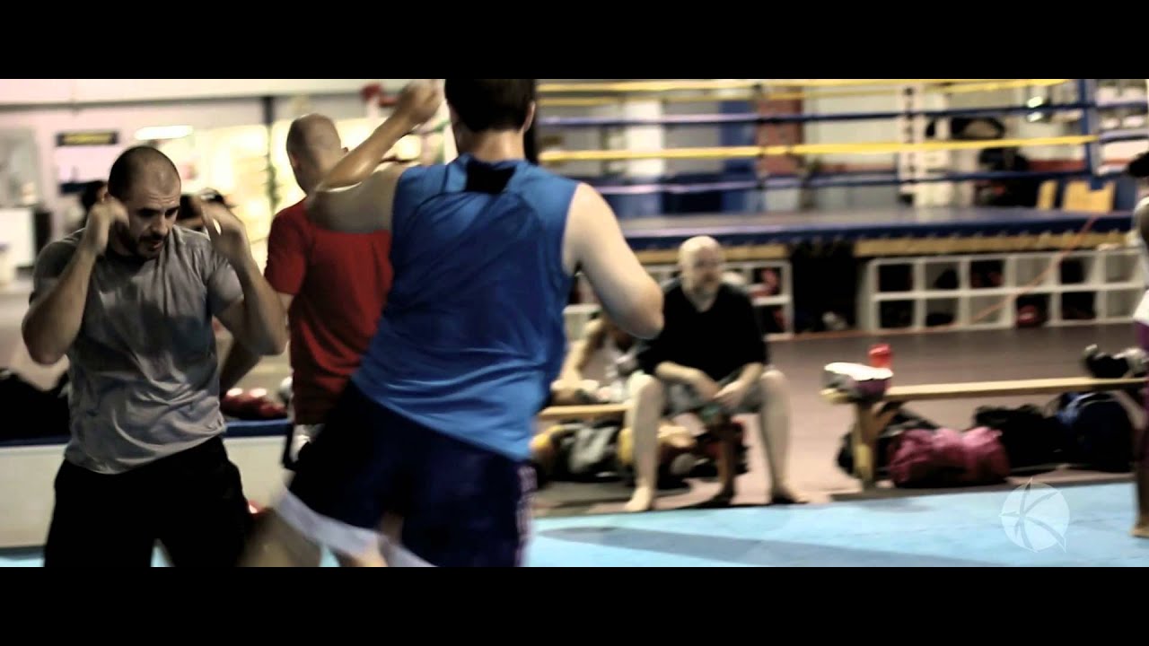 Mississauga Muay Thai - KOMBAT Teacher Sylwester Organka