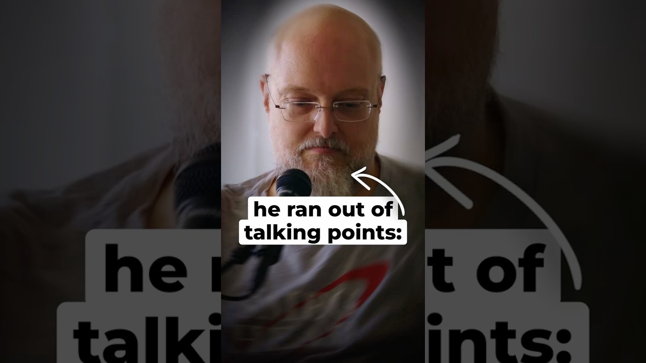 Он опозорился 😂🤣