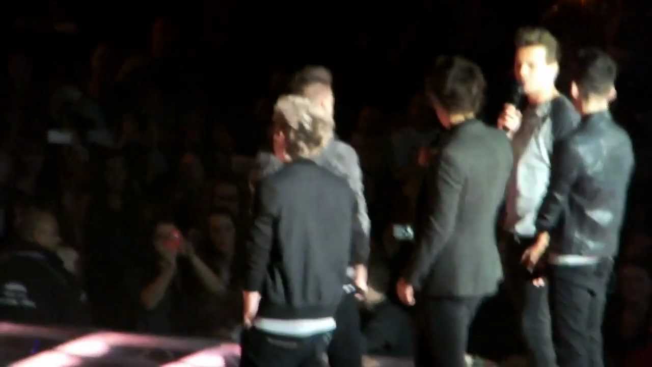 One Direction April 2nd Twitter Questions matinee TMH tour 2013
