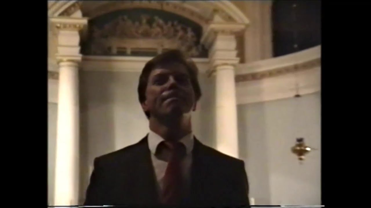 Geoffrey Dancer plays Beethoven sonata 32 op.111