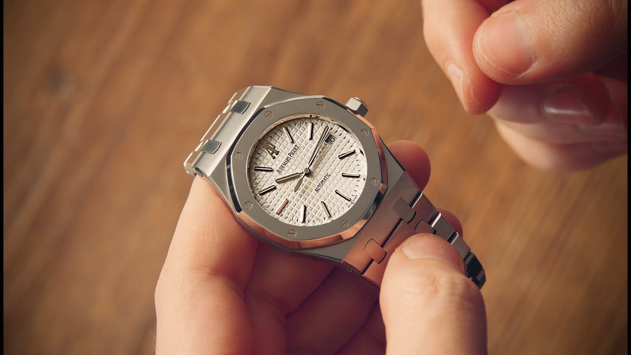 Would You Buy an Audemars Piguet Royal Oak Instead of This? | Watchfinder & Co.