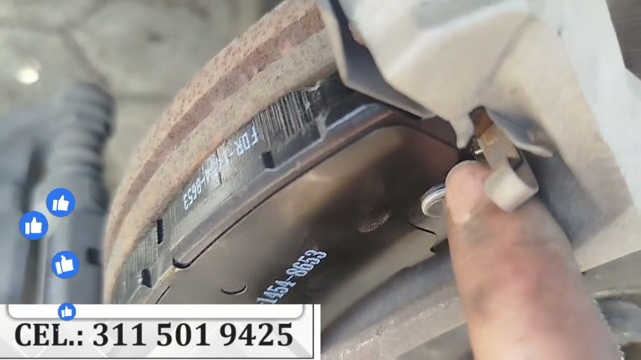 Ruido por desgaste en pastillas de #frenos   #fordfiesta