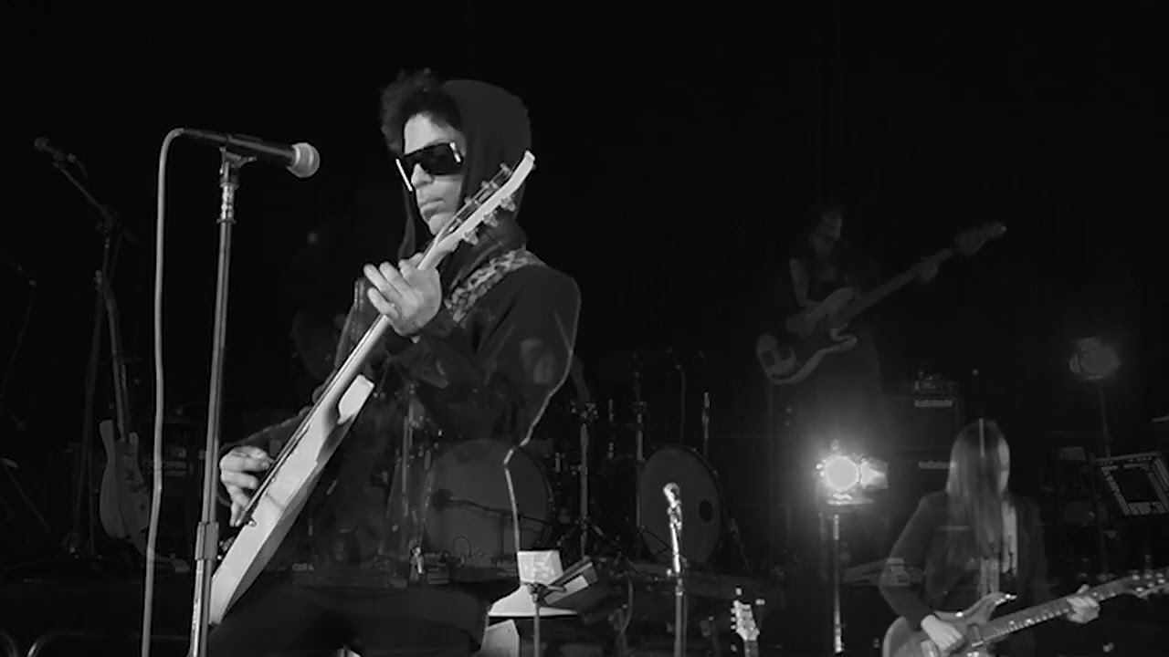 BAMBI (LIVE) / PRINCE & 3RDEYEGIRL