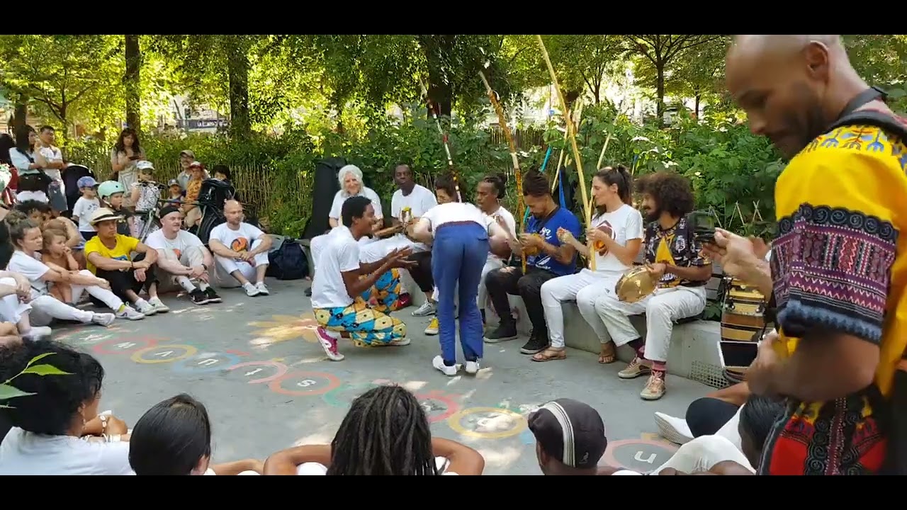 Treinel Imani Angola de Ouro & Professor Piolho Ngoma Capoeira Angola