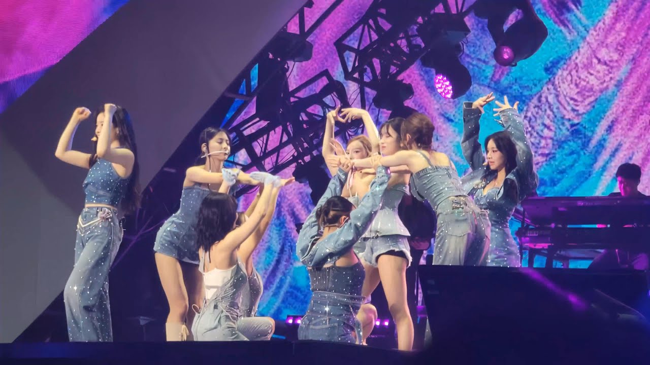 TWICE - Alcohol-Free | TWICE 5th World Tour Ready To Be in Jakarta 231223