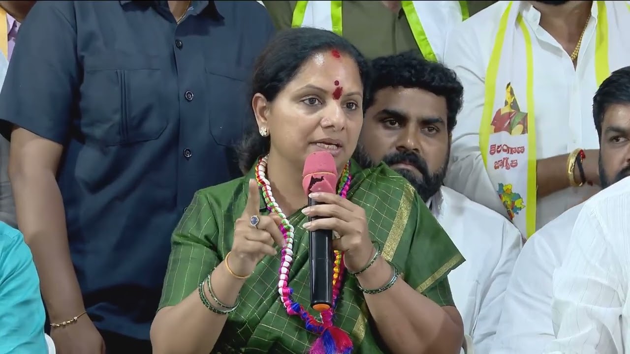 వెలుగుమట్ల ల్యాండ్ ఓనర్స్ స్పందన | Kalvakuntla Kavitha Reacts to Khammam CP Tweet