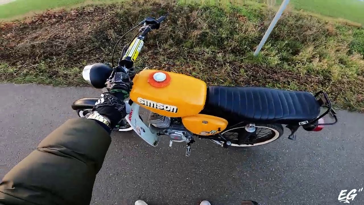 SIMSON S51 - Wheelies & MEGA BURNOUT 3. GANG || ENDUROGERMANY