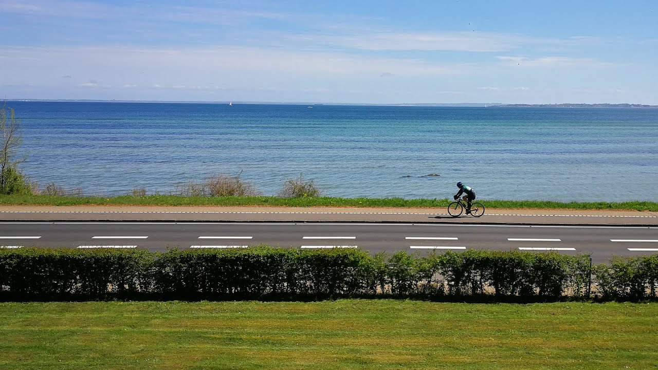 Coast ride to 'the Castle of Hamlet' (Denmark) - Indoor Cycling Training