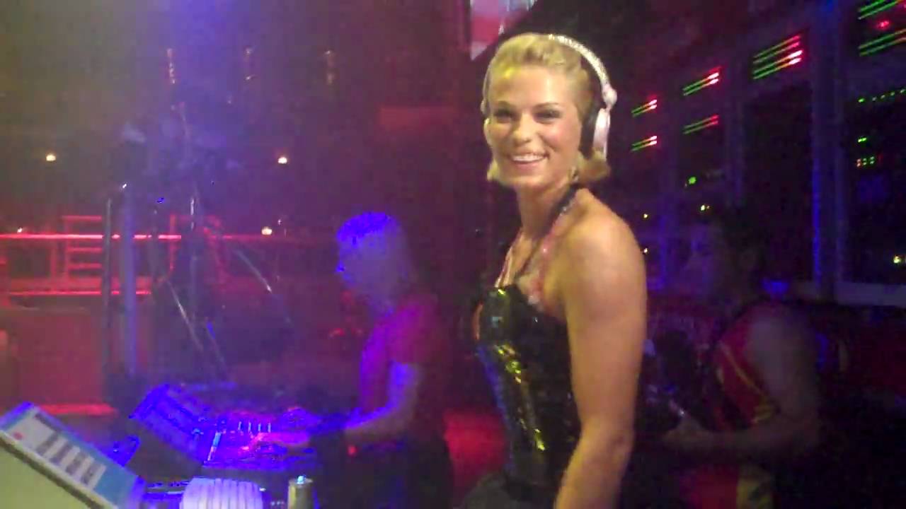 Niki Belucci 2010-07-07 Ibiza Amnesia 4.MP4