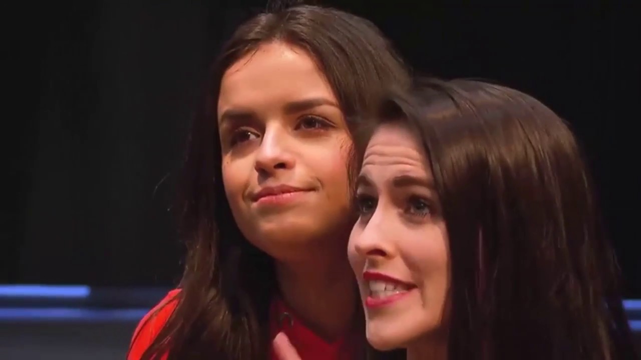 Sarah Bossuwe bij de dansrepetitie van K3 voor de K3 Pyjama Party