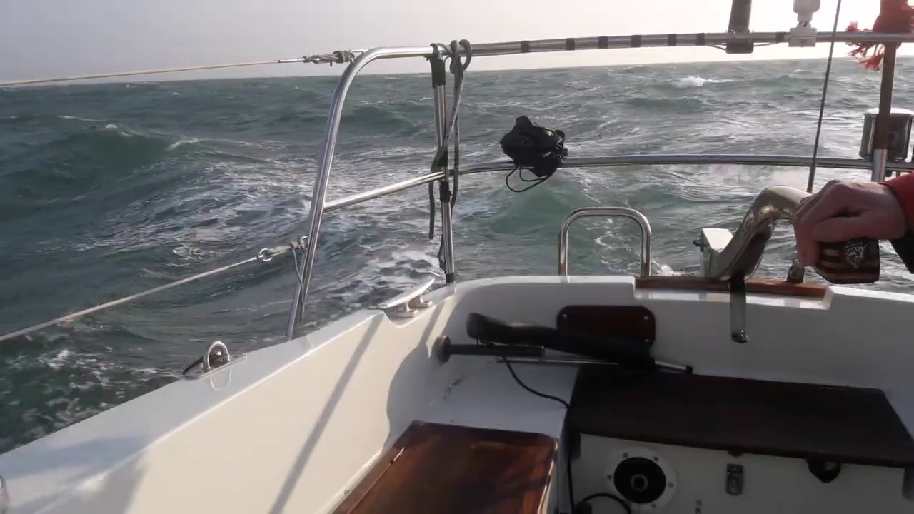 sailing Antoka Holyhead Sailing Club Angelsey Halmatic 30