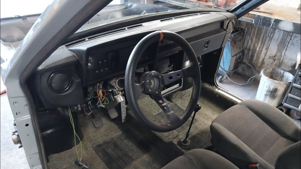 Škoda 120 GLS (Tripovka) - krizový plán a řízení v autě