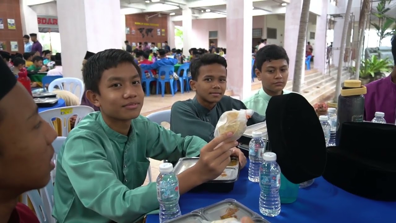 RazakTV | EP 1 | Majlis Iftar Perdana & Program Kasih Ramadhan 2023