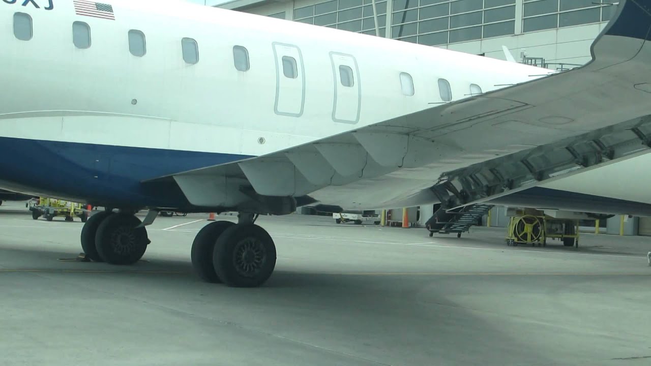 Crj900 flap and slat system