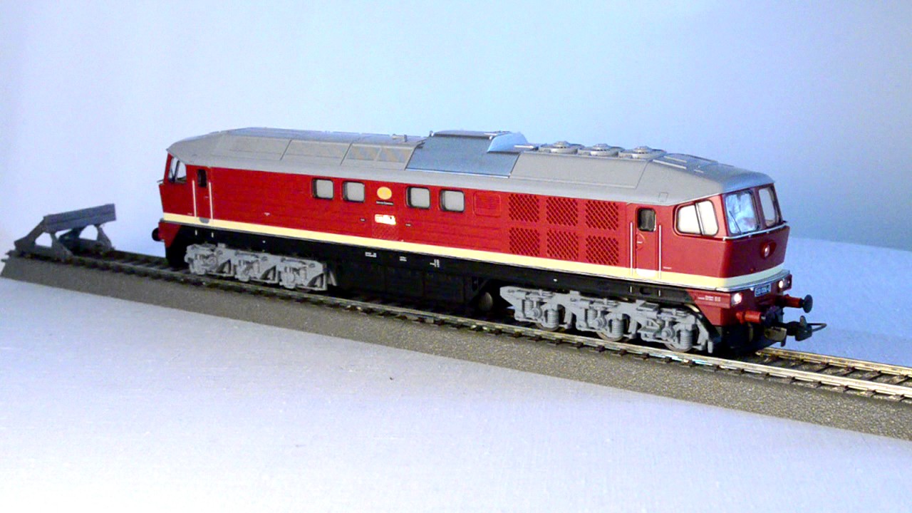 PIKO. Локомотив BR 130