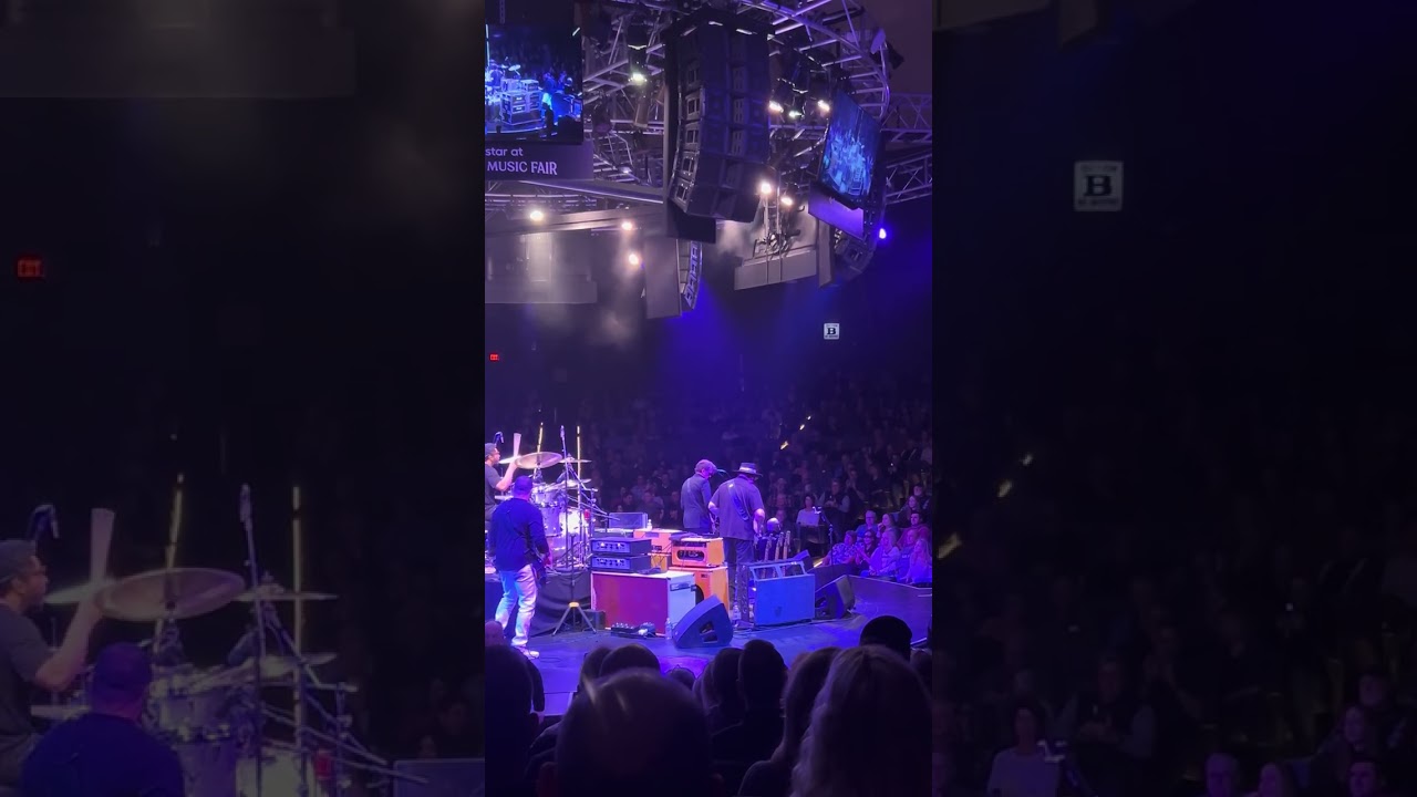 Joe Bonamassa, Shout About It! Live, Westbury music fair LI NY 