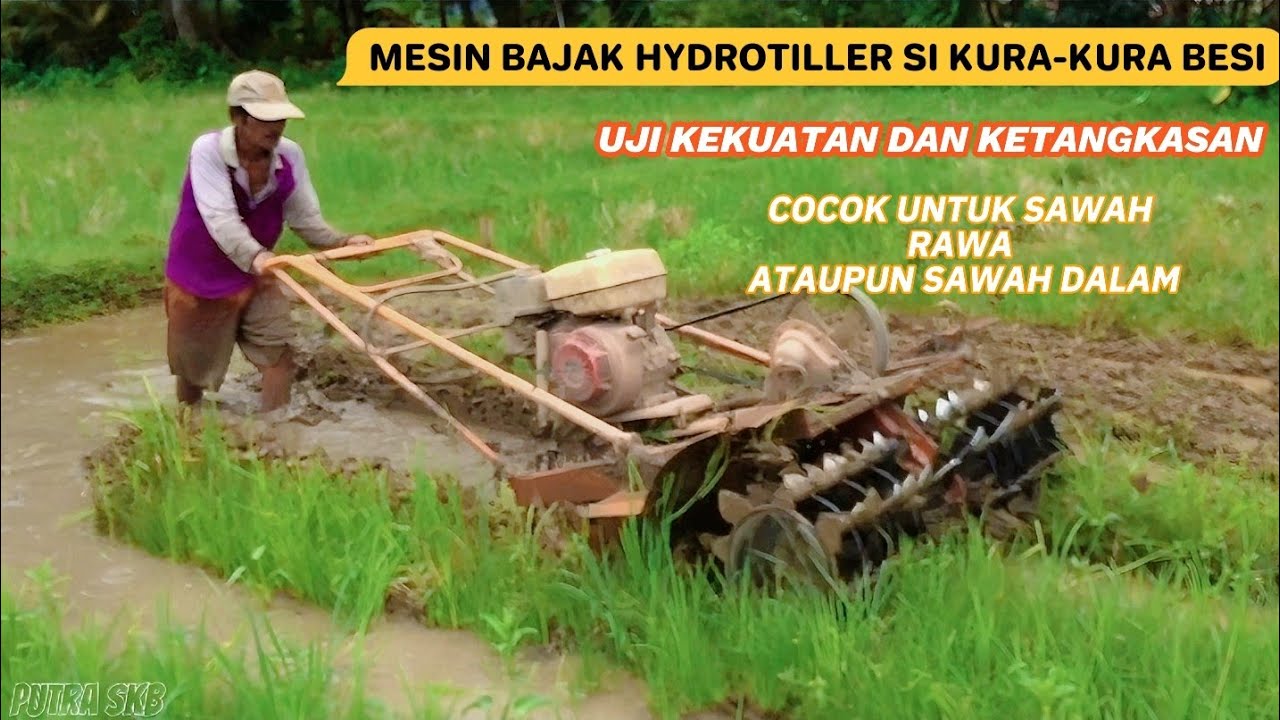 proses pembajakan sawah dengan menggunakan alat mesin Bajak hydrotiller