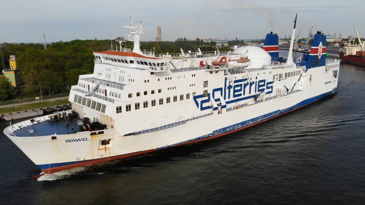 Prom Polferries Wawel wychodzi w morze. Gdańsk - Nynäshamn (Szwecja). Mavic Air