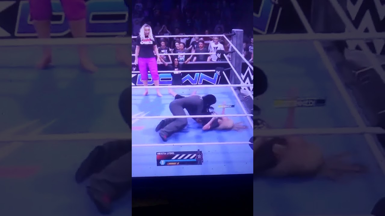 Aimee Priest with a bone-crunching spear to Bethenny Frankel! 