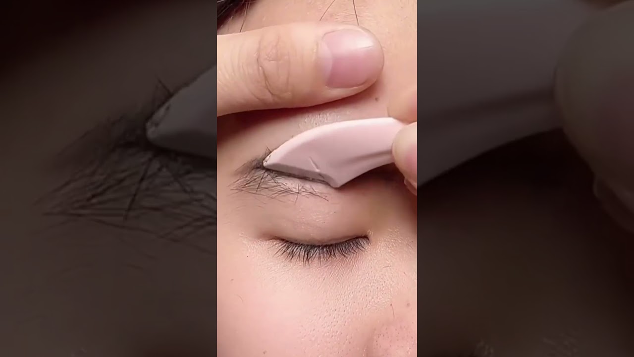 Eyebrow Trimming Knife Eyebrow Face Razor For Women Eyebrow Scissors With Comb Brow Trimmer Scraper