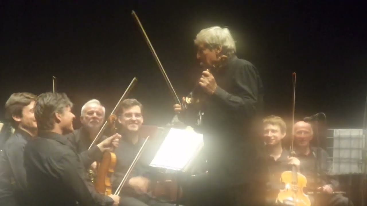 Intro & Rond&ograve; Capriccioso music Saint-Saens conductor Paolo Olmi & YMEO+Filarmonici Roma + Uto Ughi