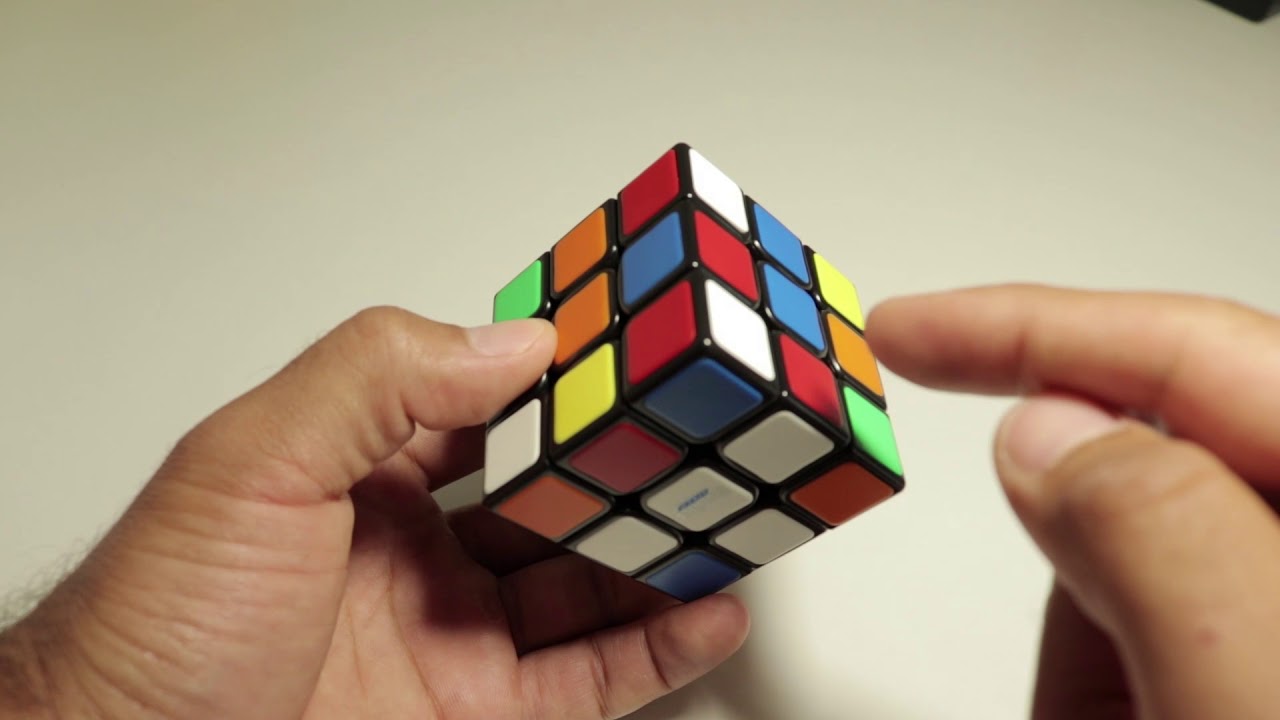الجزء الاول في طريقة حل مكعب روبيك للمحترفين وبأسهل الحركات (اللون الابيض الزائد) (Cross )