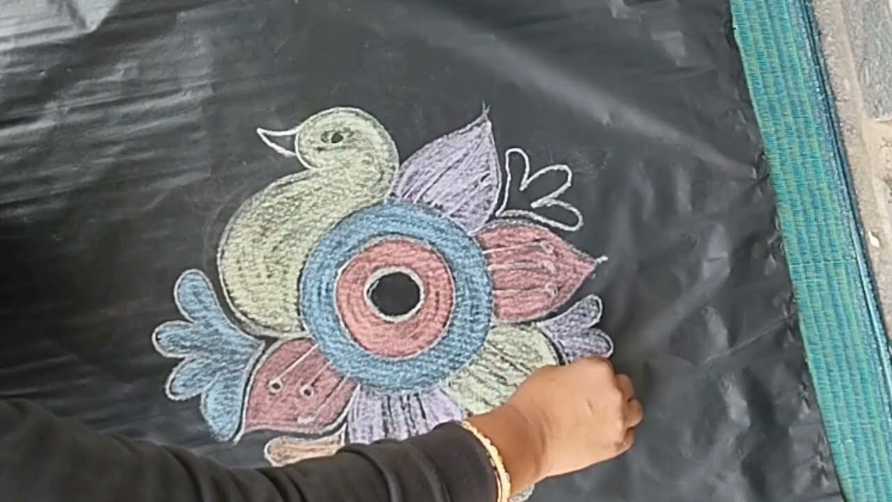 Easy chalk Rangoli Design 