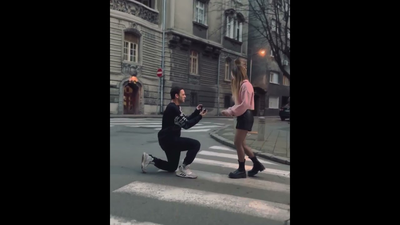 Cihan Şimşek sevgilisine evlilik teklifi ❤️ 