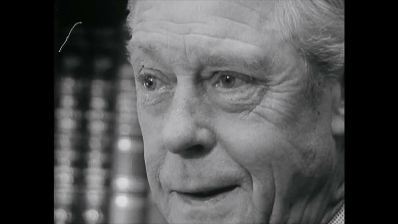 Duke of Windsor (Edward VIII) Interview in German | 1966 [eng. subtitles]