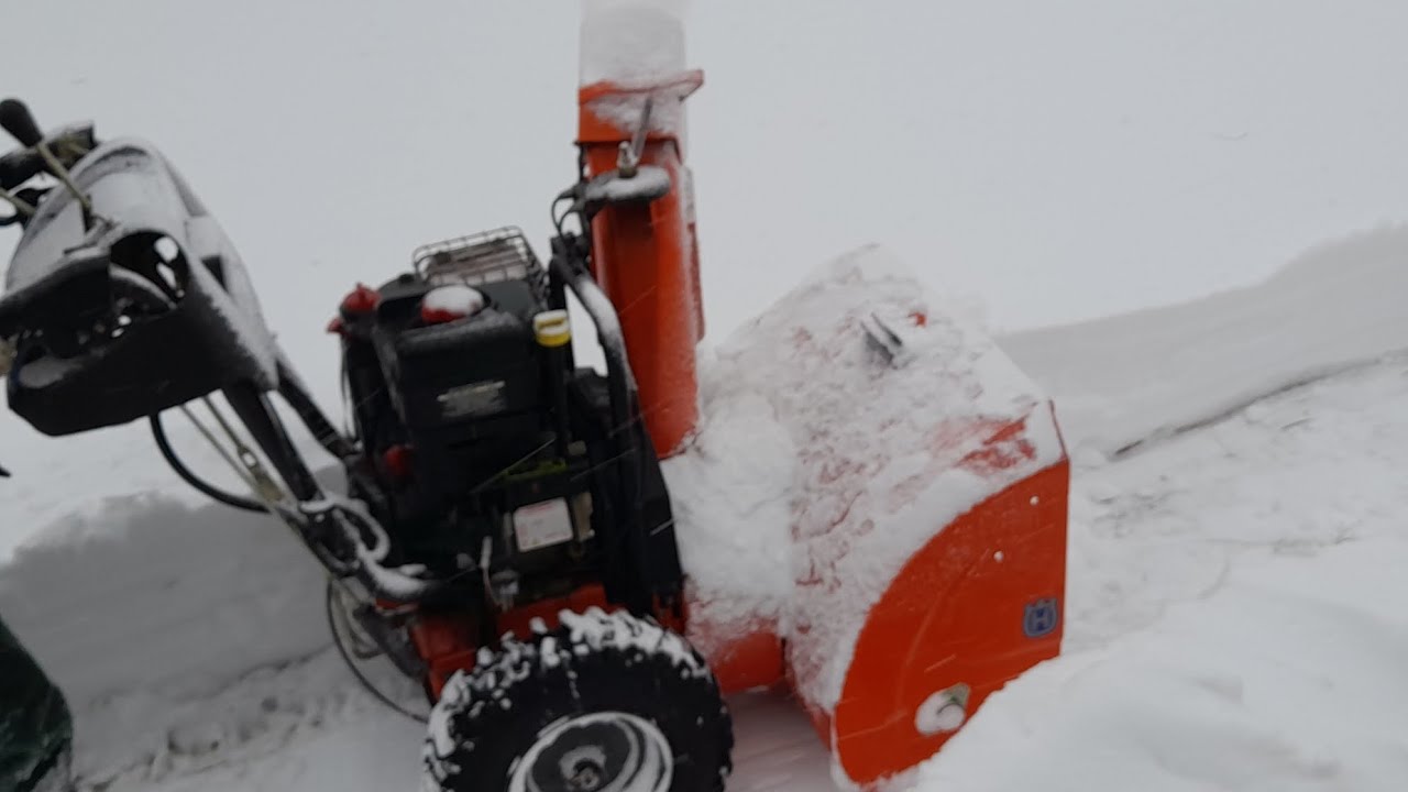 Husqvarna 9027 STE.Уборка снега.01.12.2023.