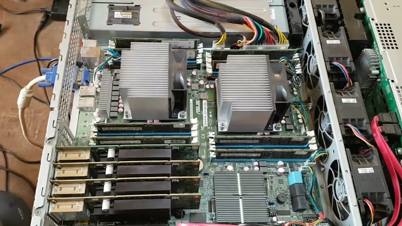 Довел до ума свой 2U сервер ASUS RS720-E7-RS12