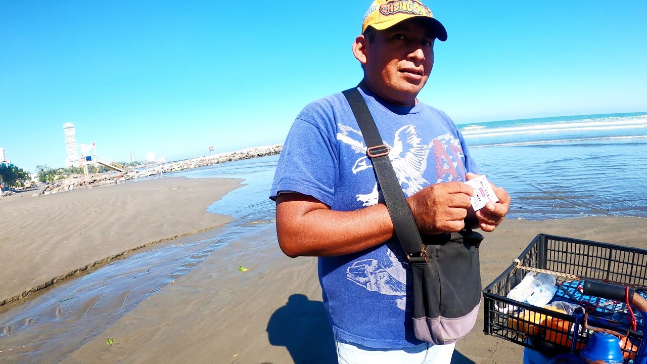 Veracruz Beach (with English Subtitles)
