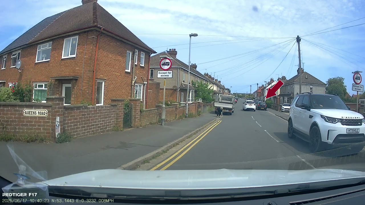 Skegness Driving lesson country roads, town center with driver faults 1 serious fault with Advice