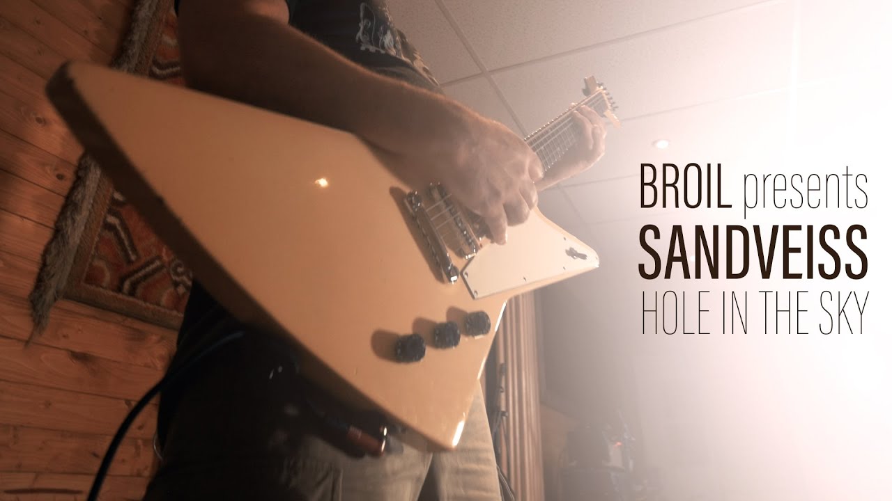Sandveiss - Hole in the Sky (Black Sabbath cover)