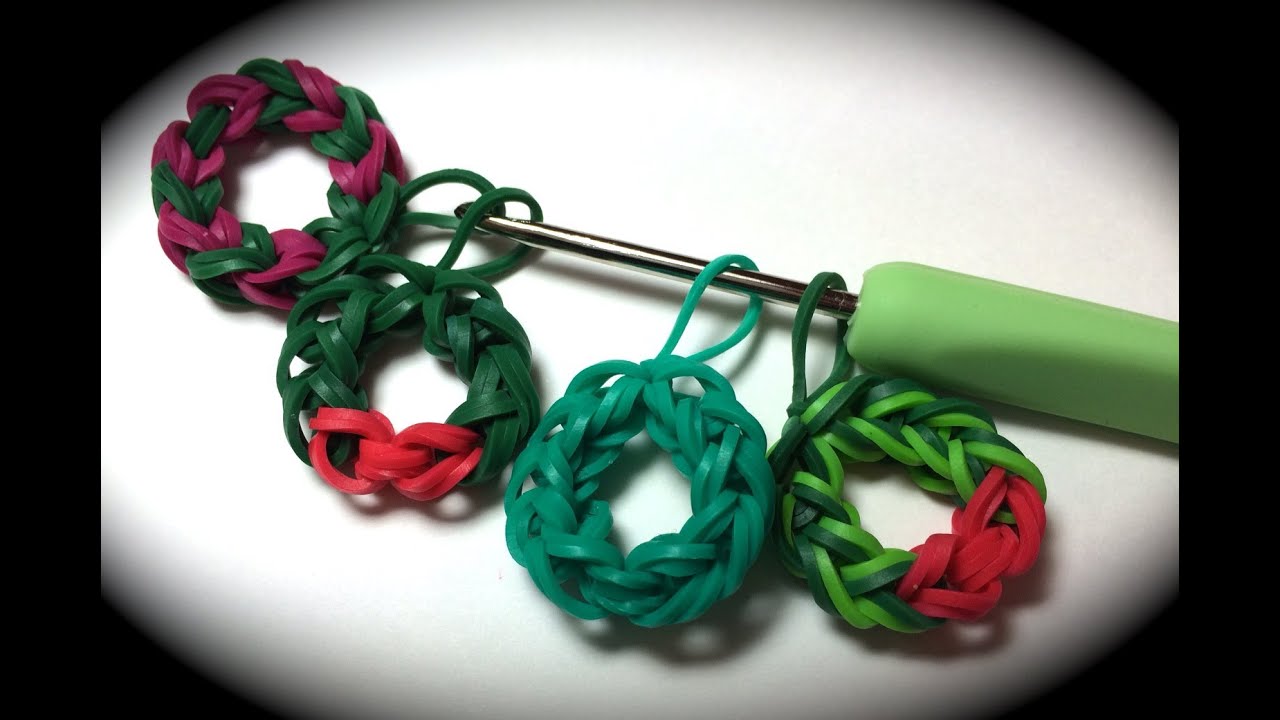 Rubber Band Wreath Charm Without the Rainbow Loom - Uses Just a Crochet Hook!